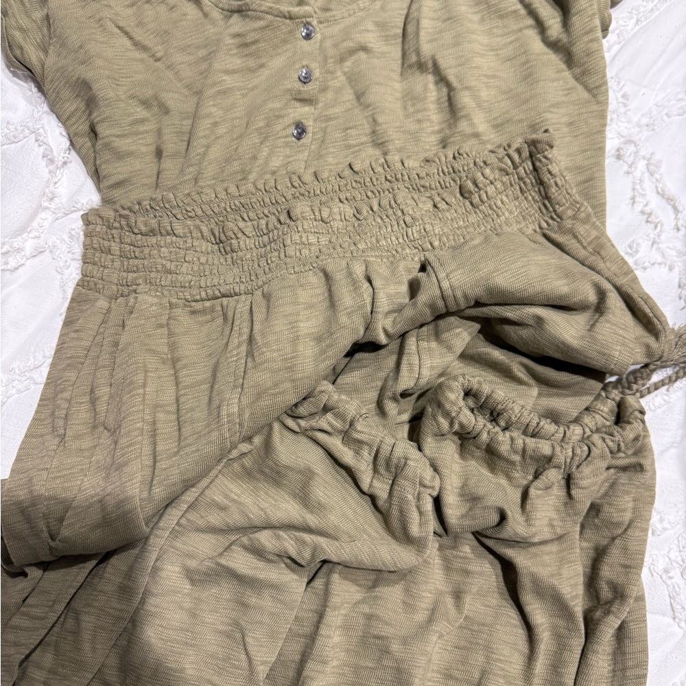 Universal Thread Olive Green Viral Set